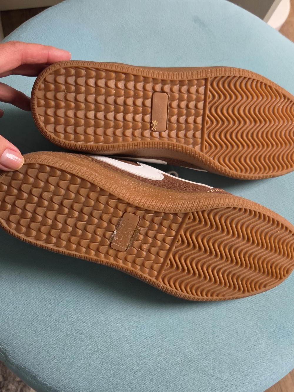 IDIFU Women's Low-Top Sneakers